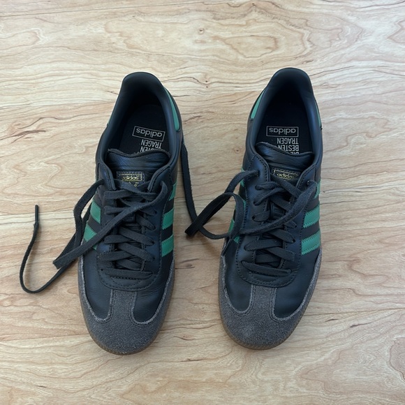 Adidas Samba Sneakers - Shadow Olive / Preloved Green / Gum - Picture 3 of 6